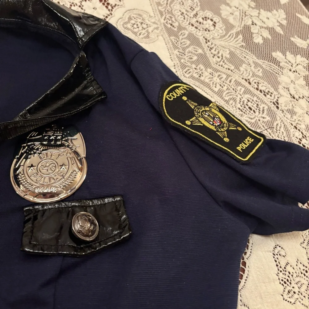 dreamgirl sexy cop costume size large - Picture 4 of 8